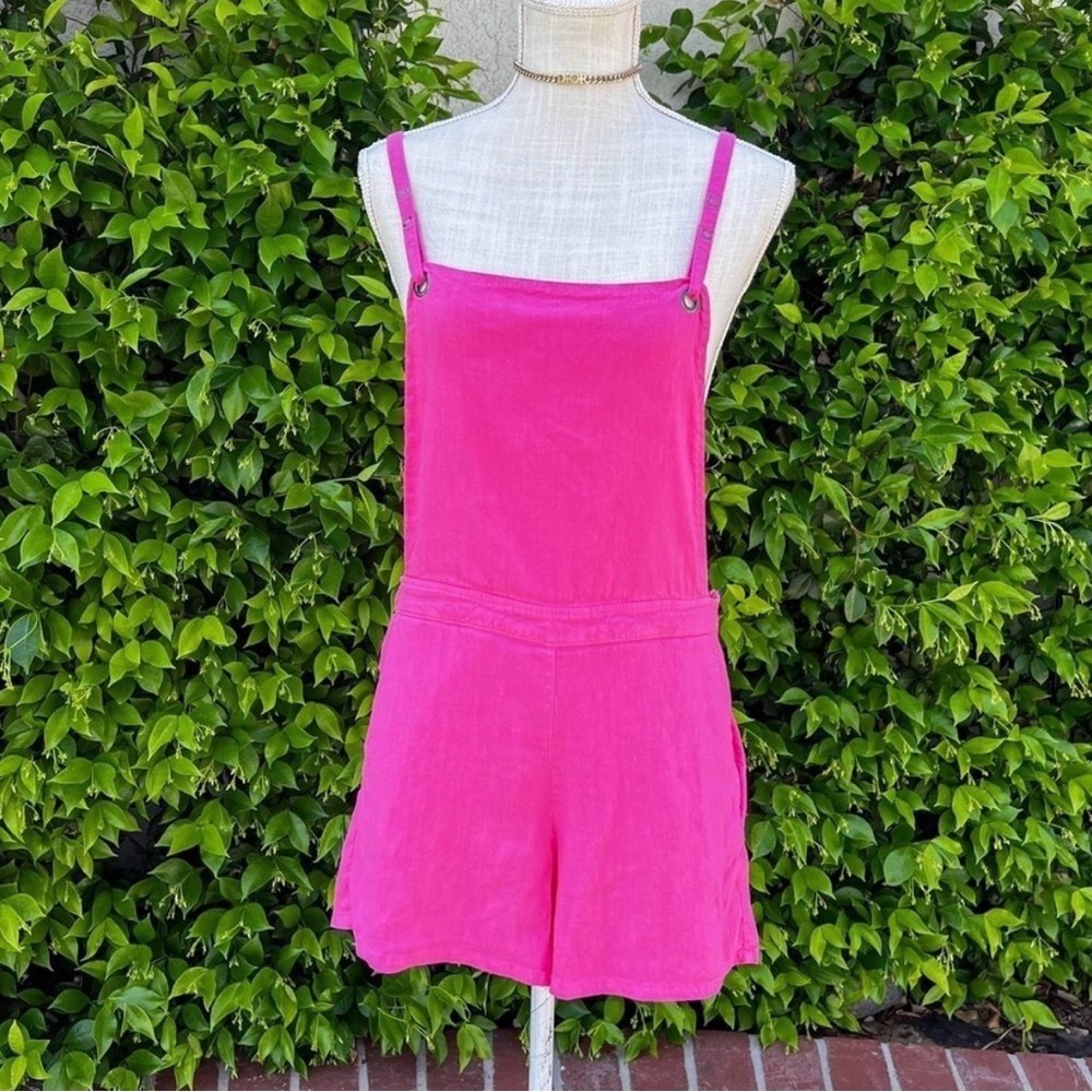 Monrow Hot Pink Linen Cotton Strappy Romper
